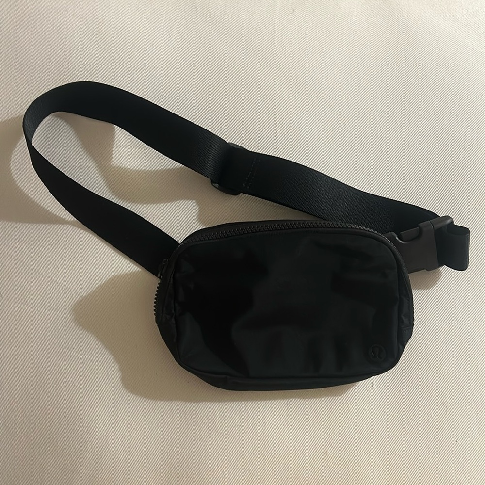 Lululemon Belt Bag/Crossbody